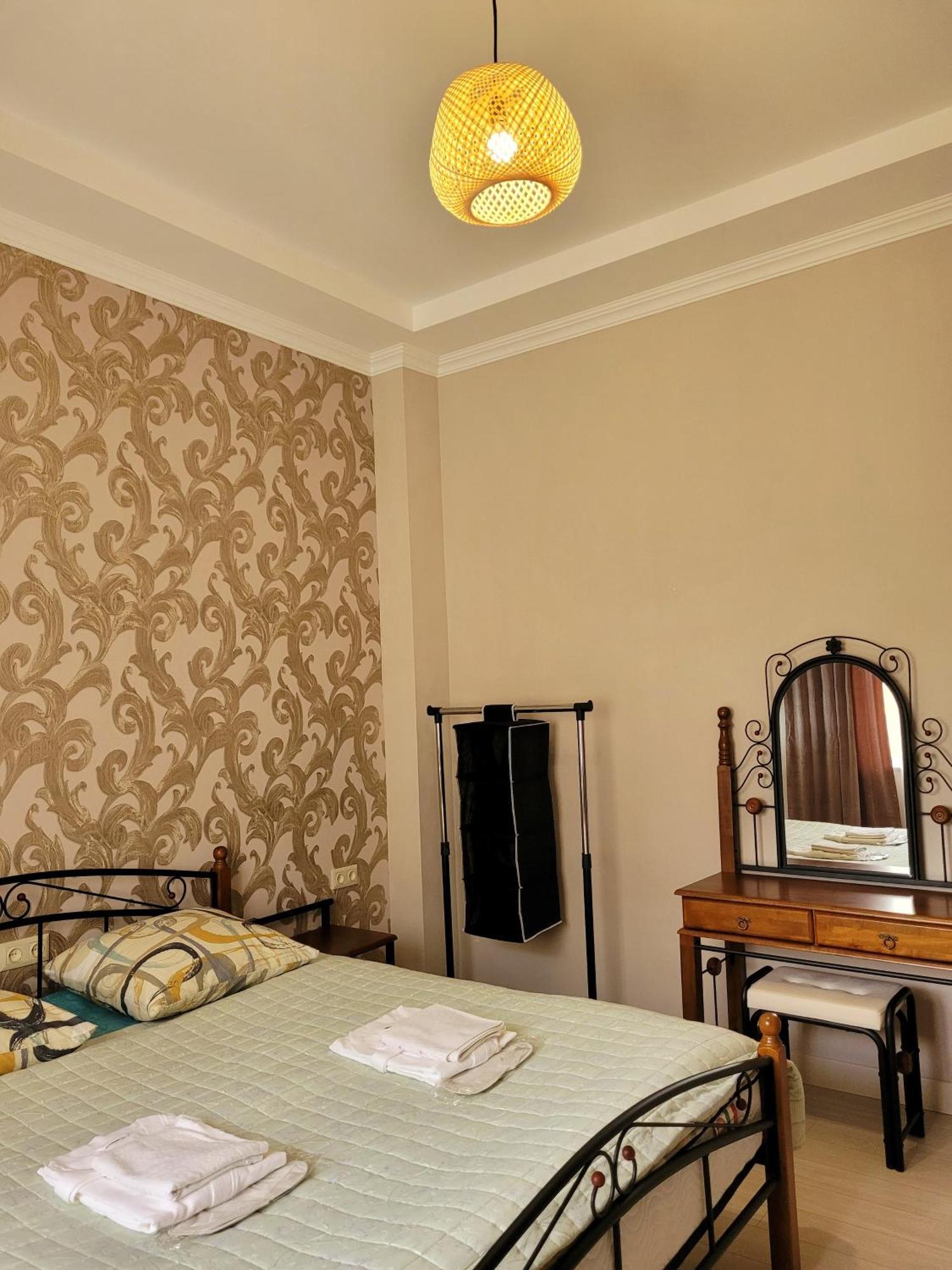 Hotel Dika Kutaisi Quarto foto